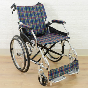 Smile Travel cho thuê xe lăn uy tín giá rẻ