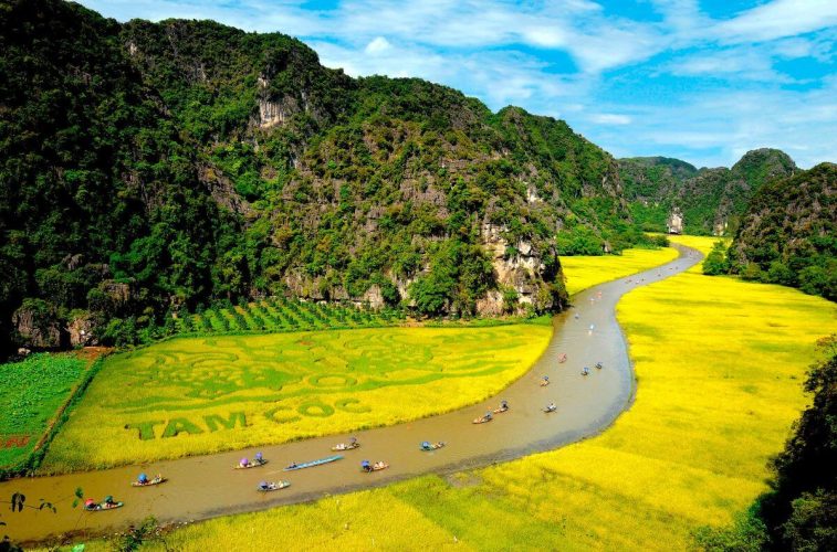 tam coc bich dong