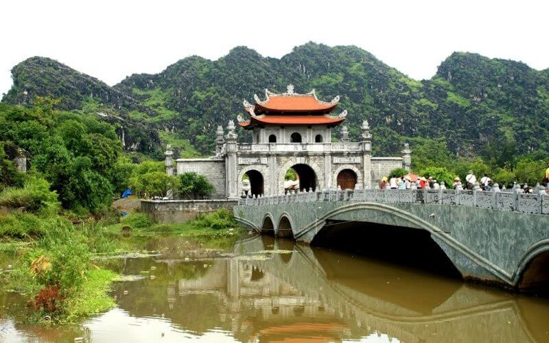 King Le Temple, Ninh Binh